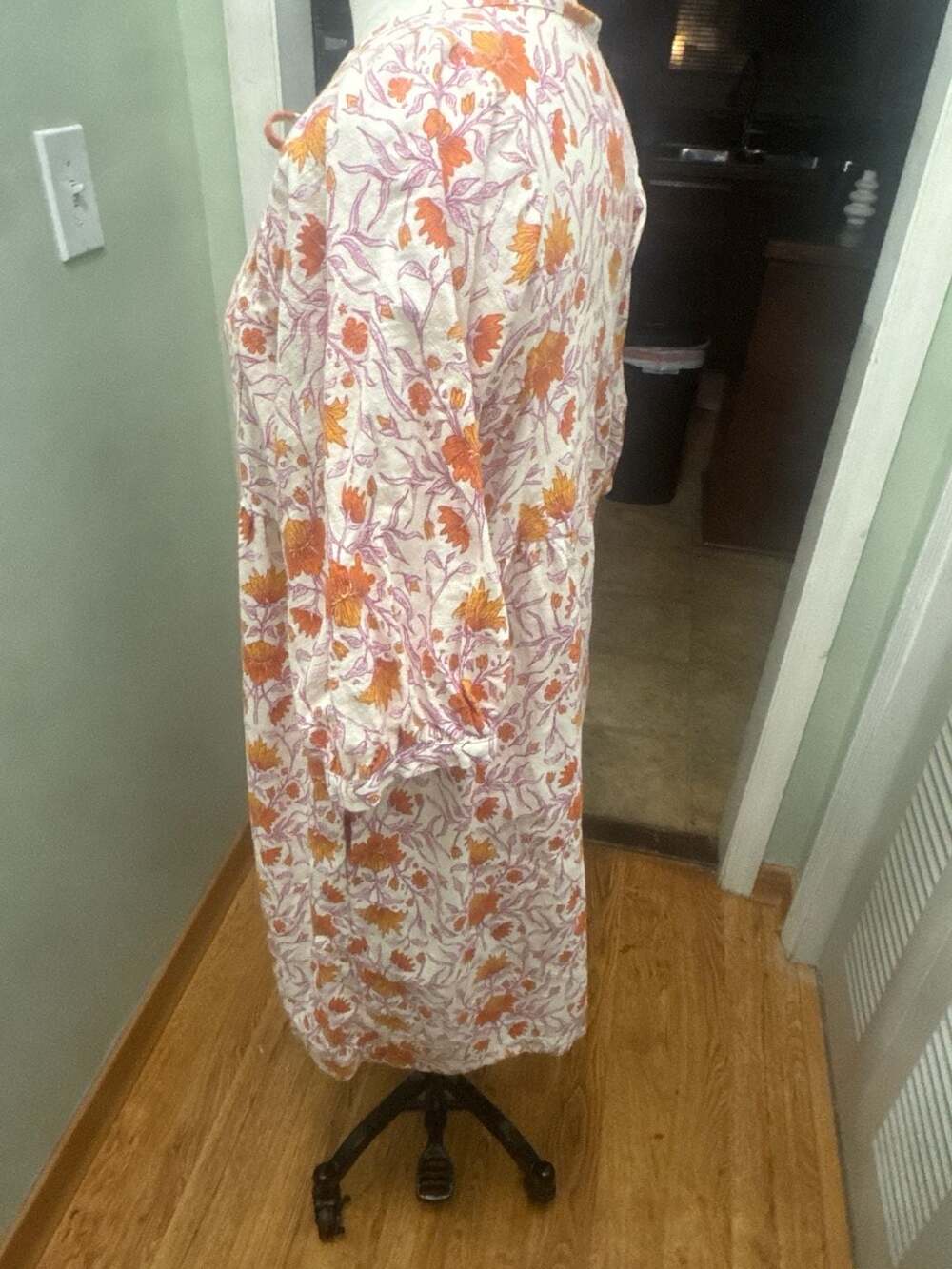 Universal Thread - image 3